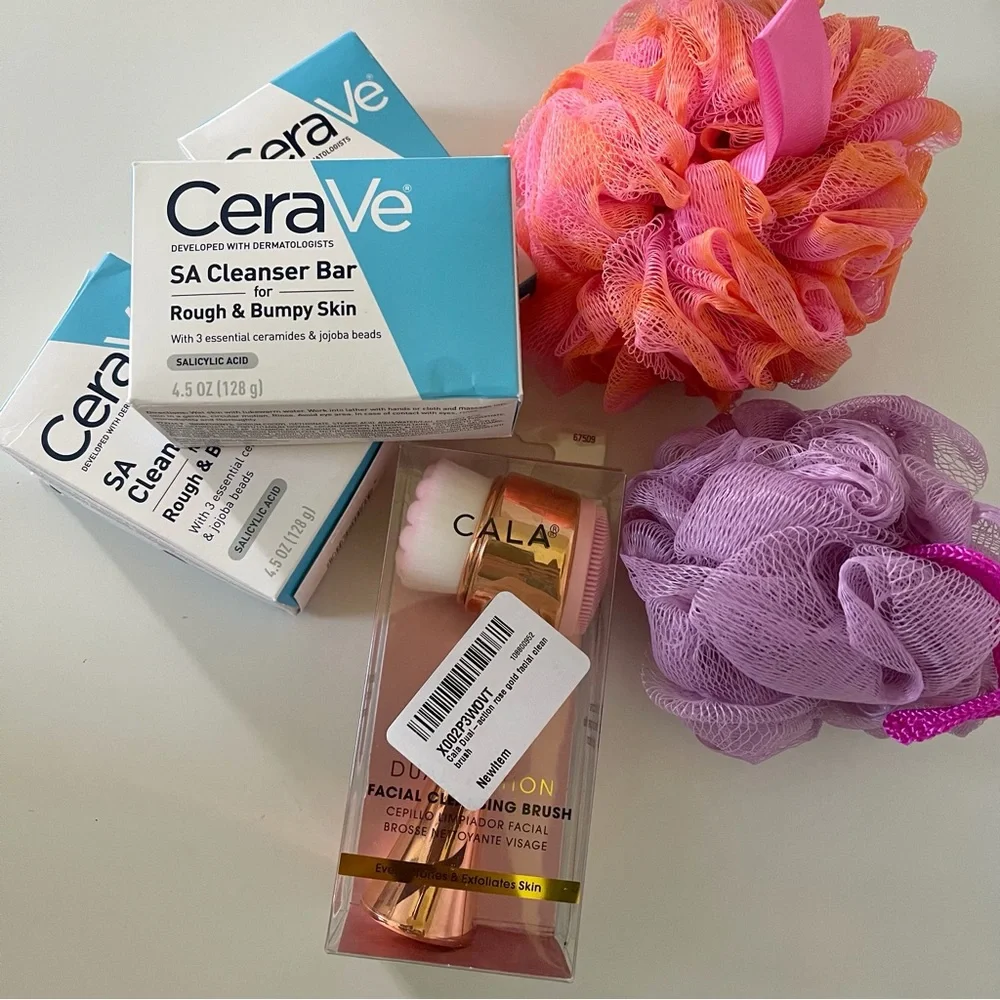 CeraVe SA Cleanser Bar for Rough and Bumpy Skin (3) and Scrubby Bundle